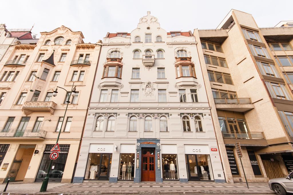 Residence Glamour Premium Прага Экстерьер фото